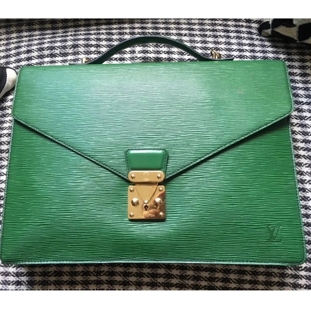 Reserved.Vintage Louis Vuitton emerald/kelly green large briefcase bag.Unisex - Picture 2 of 15
